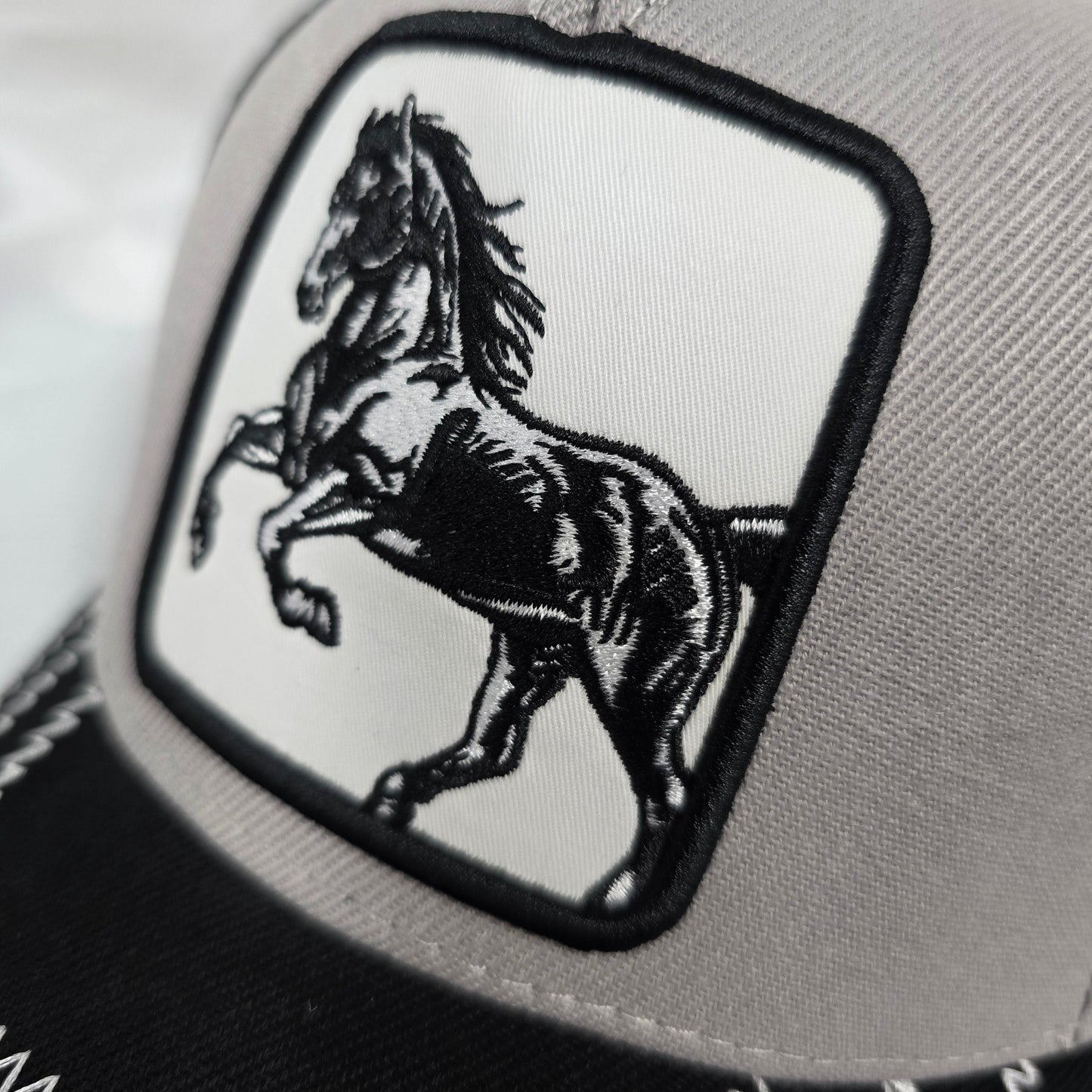 EL GENERAL Horse Patch Cap, Gray